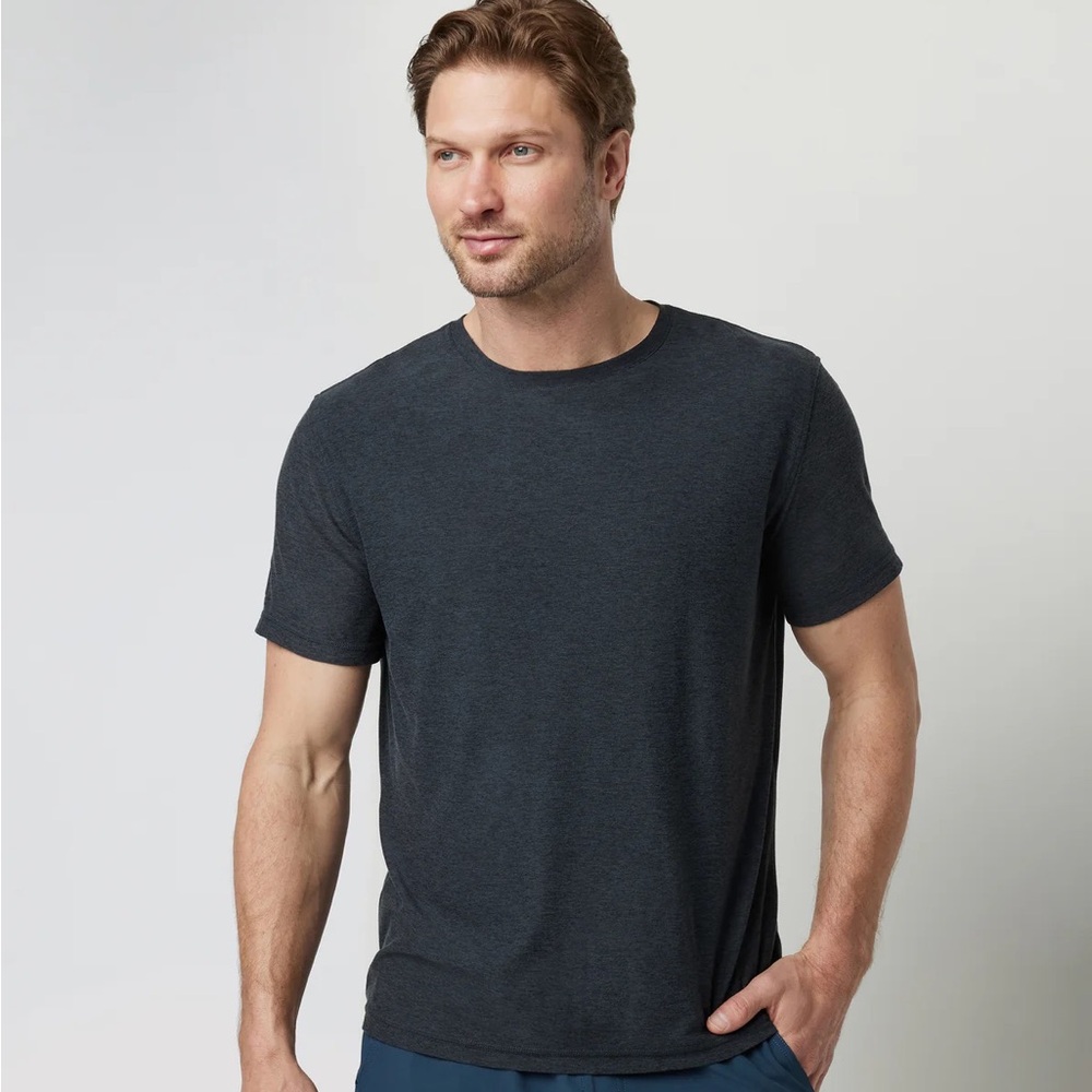 Vuori Strato Tech Tee